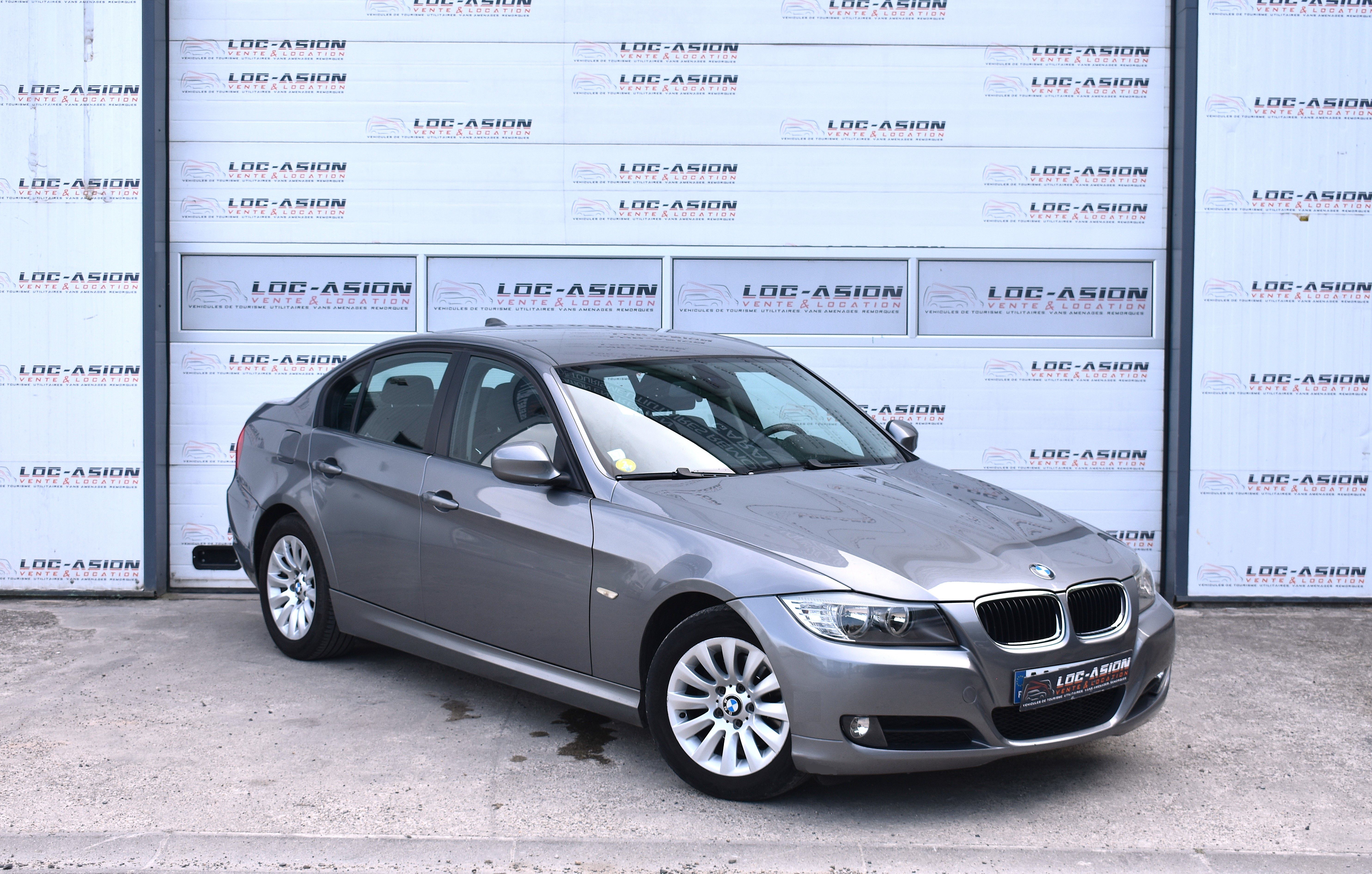 BMW SERIE 3 E90 LCI 318d 143 ch Premiere A